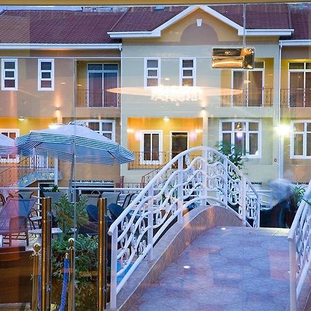 Royal Richester Hotel Acra Exterior foto